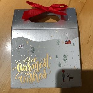 Bath & Body Works Pure Wonder Christmas gift trio.